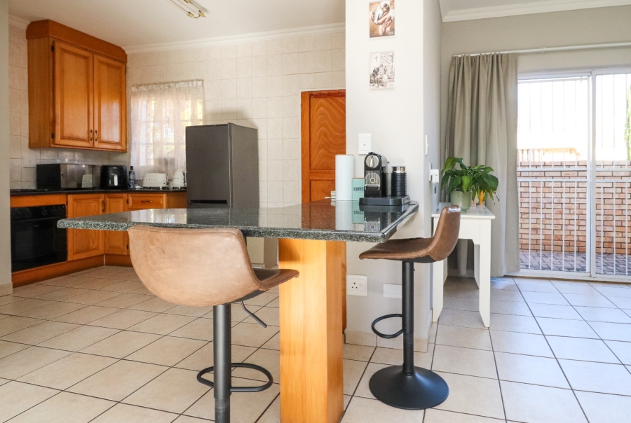 2 Bedroom Property for Sale in Flamwood North West